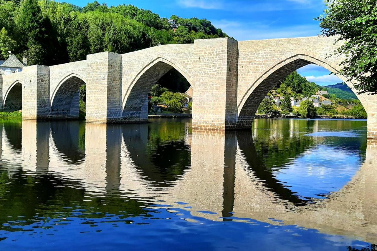 Vila Gite De Truyere Entraygues-sur-Truyère Exteriér fotografie